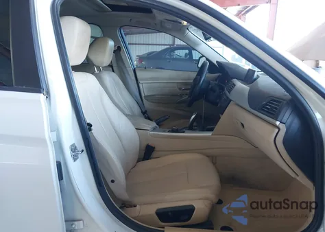 2012 BMW 328I z USA, uszkodzony, nr VIN WBA3A5G5XCNP18233